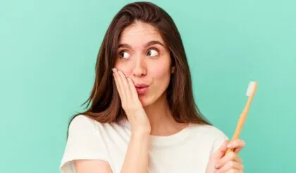 ¿Cuándo se debe cambiar un cepillo de dientes?