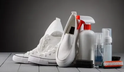 Limpiar todo tipo de zapatos, sin comprar productos caros.