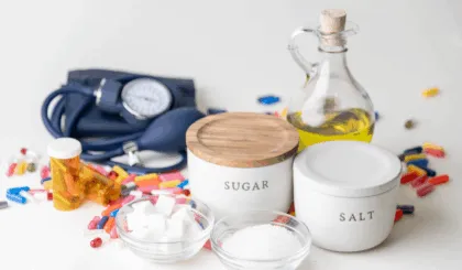 Qué daña más la sal o la azúcar