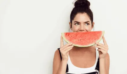 beneficios de incluir sandía en tu dieta