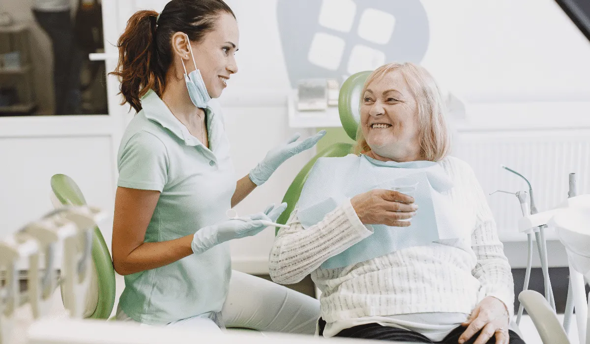 Una mala higiene bucal podría afectar tu cerebro