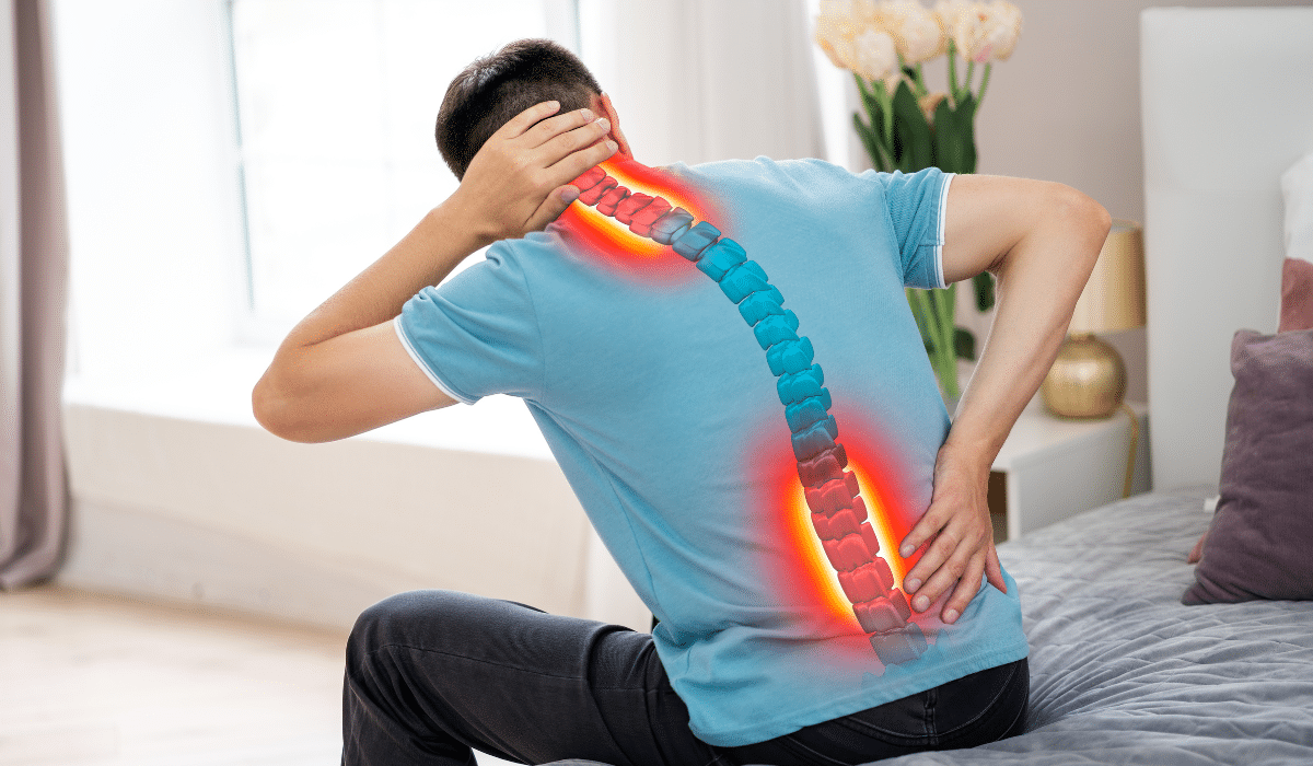 Algunos hábitos nocturnos pueden afectar tu espalda