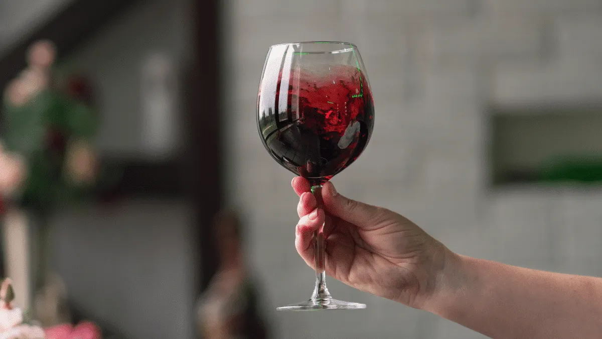 Puede una copa de vino ayudar a tu salud
