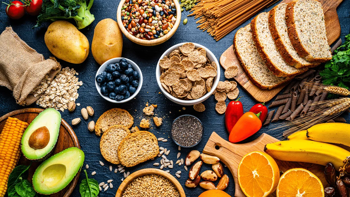 ¿Por qué es necesario consumir fibra para una dieta sana?