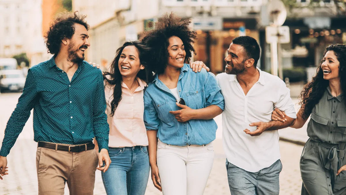 5 razones por las que tener amigos te hace más feliz