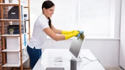 Como limpiar las pantallas de tus dispositivos