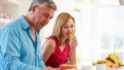 Cinco habitos que debes dejar atras cuando cumples 50