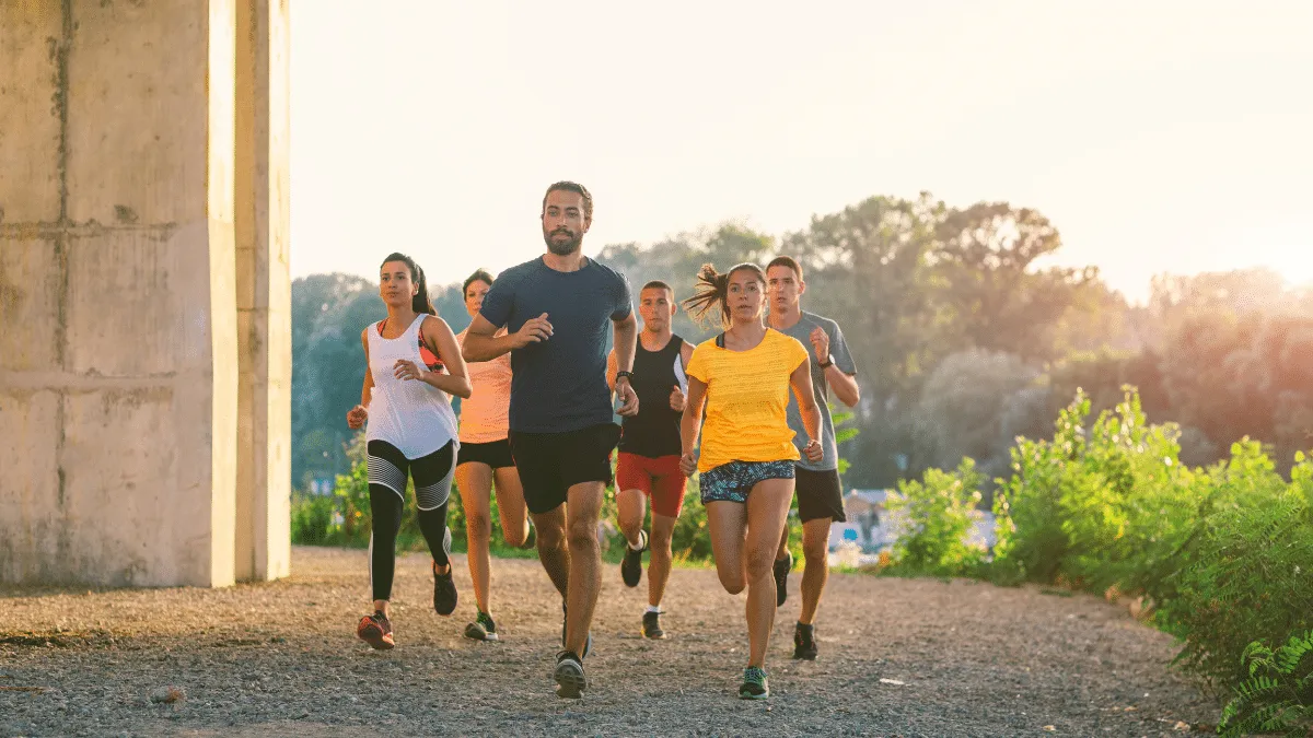 5 consejos para hidratarte al correr con calor