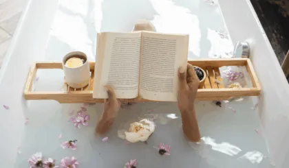 ¿Sabías que descansar va más allá de dormir? Explora los 7 tipos de descanso que necesitas para mejorar tu calidad de vida.