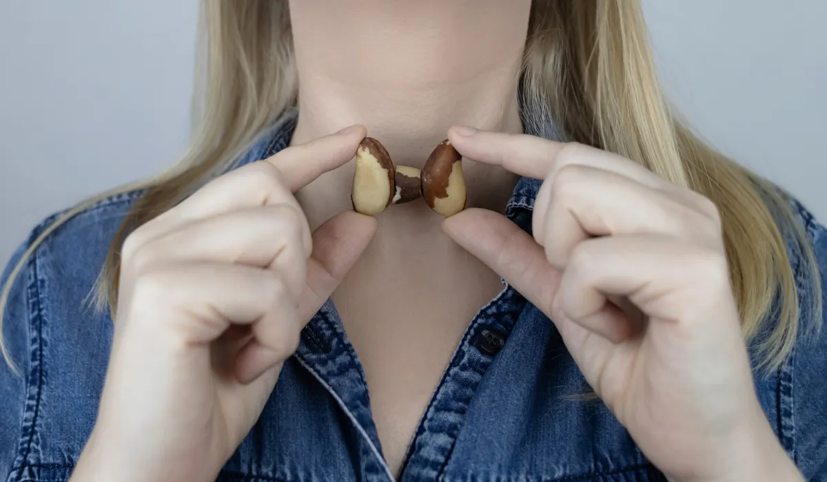 Descubre los 5 alimentos que debes evitar si tienes hipotiroidismo y cómo pueden afectar tu salud. ¡Consejos de expertos!
