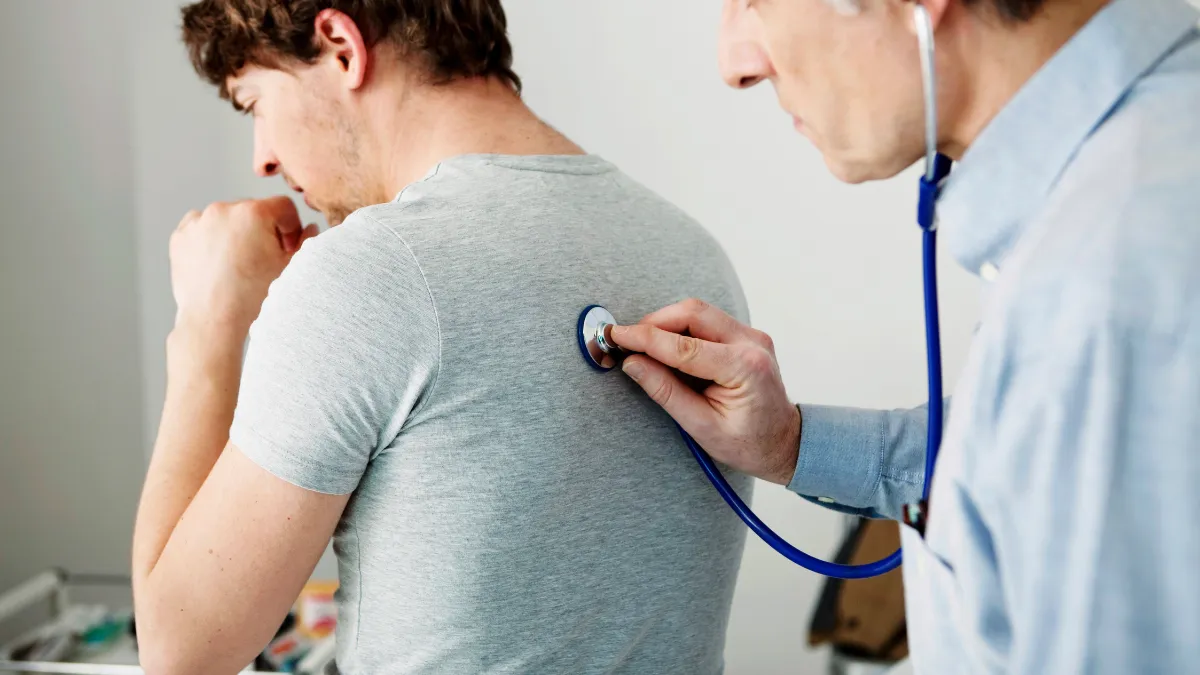 Conoce los factores que provocan la EPOC, cómo afecta la función pulmonar y qué hacer para mejorar tu calidad de vida.