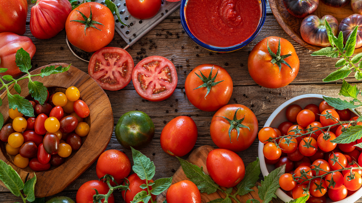 ¿Presión arterial elevada? Comer tomates puede ser una solución