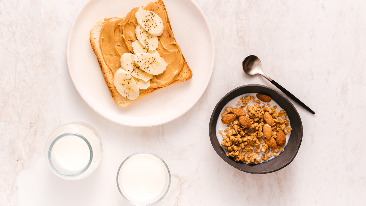 ¿Quieres más músculo y menos hambre? Prueba estos snacks altos en proteína