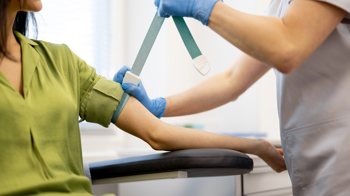 Un análisis de sangre podría predecir cuántos años vivirás y cómo envejecerás