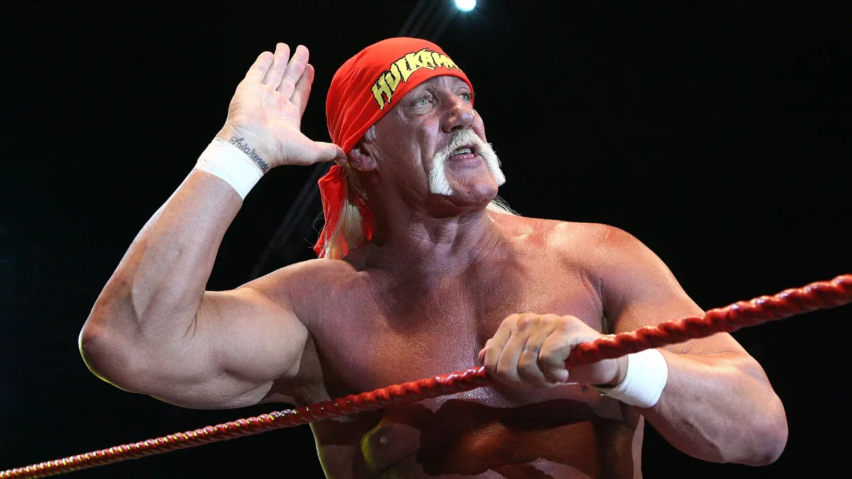 ulk Hogan, leyenda de la WWE, muere a los 71 años por paro cardíaco