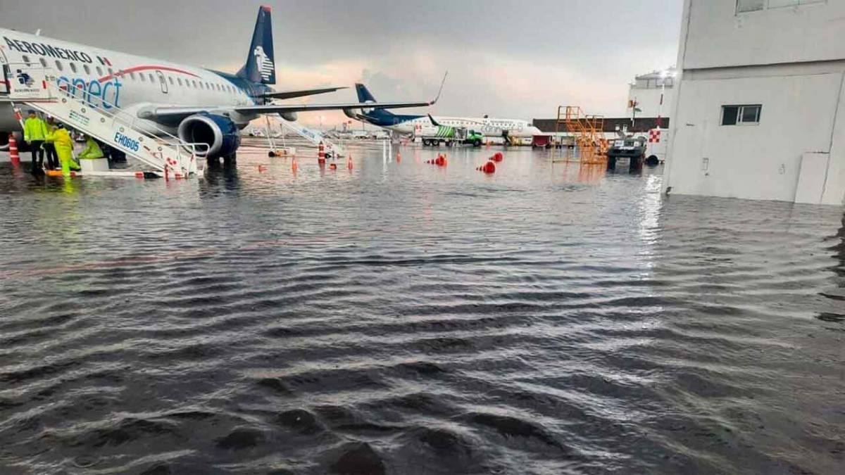 Por qué las tormentas detienen los vuelos en la CDMX Lo que todo viajero debe saber