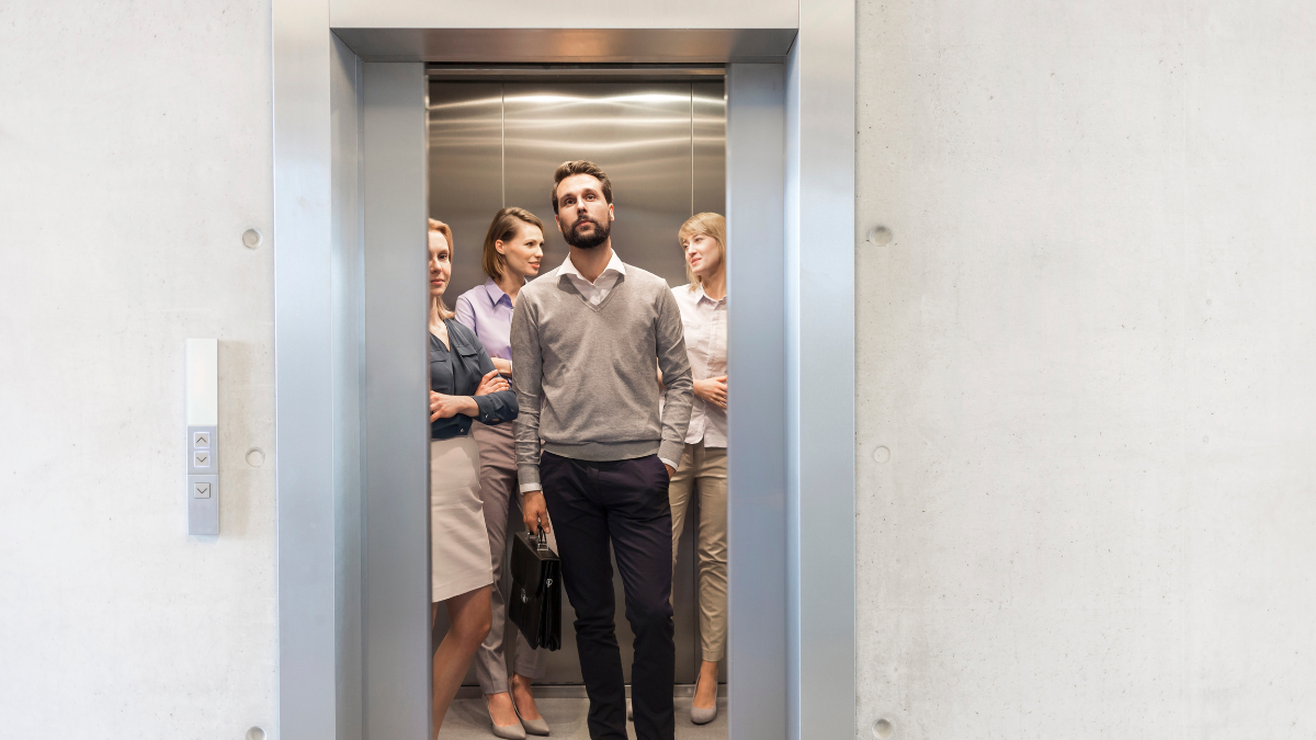 ¿Qué hacer si un elevador se desploma? Sigue estos pasos de seguridad