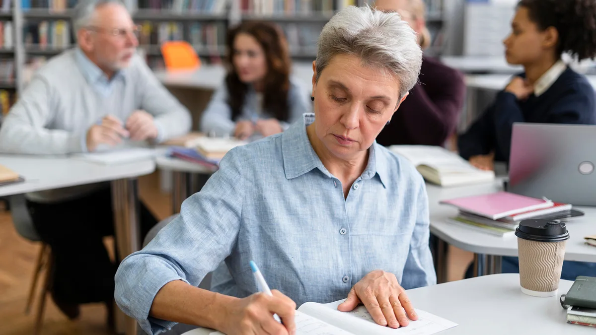 ¿Es demasiado tarde para aprender inglés? La ciencia dice que no