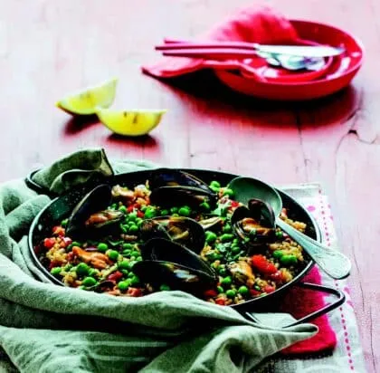 Paella de arroz integral