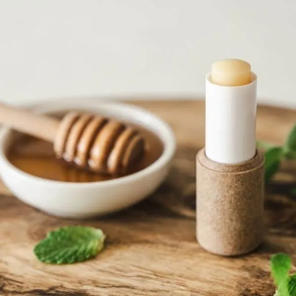 Haz tu propio balsamo labial humectante