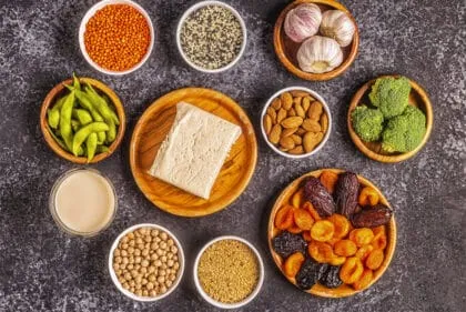 Si consumes alimentos ricos en fitoestrógenos mejorarás considerablemente tu organismo. Descubre por qué