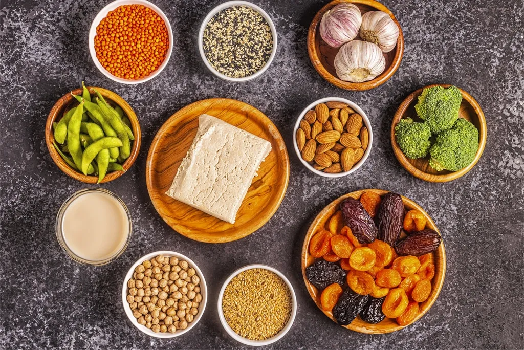 Si consumes alimentos ricos en fitoestrógenos mejorarás considerablemente tu organismo. Descubre por qué