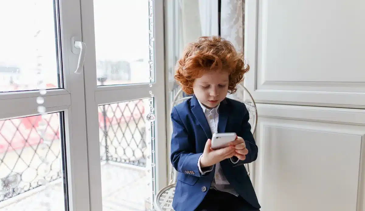 a que edad dar el primer smartphone a tu hijo