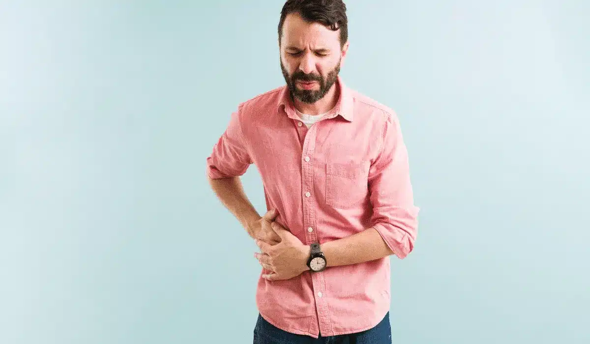 Tras una cirugía de vesícula, la bilis pasa directamente del hígado al intestino delgado.