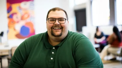 A diferencia de la inflamación aguda —como la que ocurre tras una herida—, la inflamación crónica puede pasar desapercibida durante años.