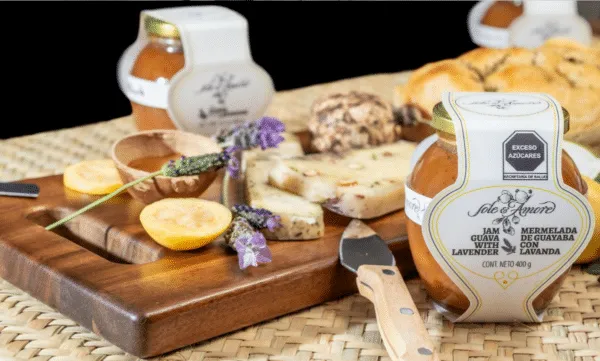 la extraordinaria guayaba de Calvillo en Sole e Amore,