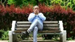 Más allá de su origen exacto, decir “salud” se ha convertido en una pequeña muestra de conexión social.