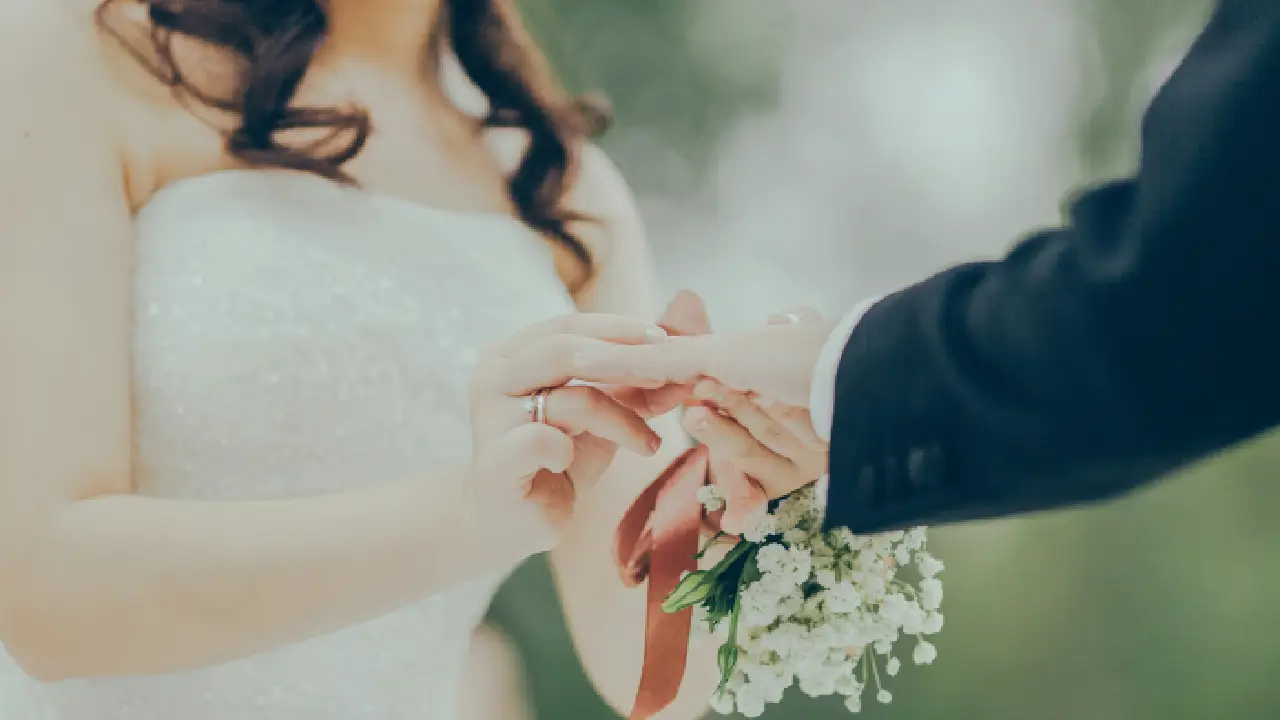 Mucho antes de las bodas: el origen de las parejas humanas