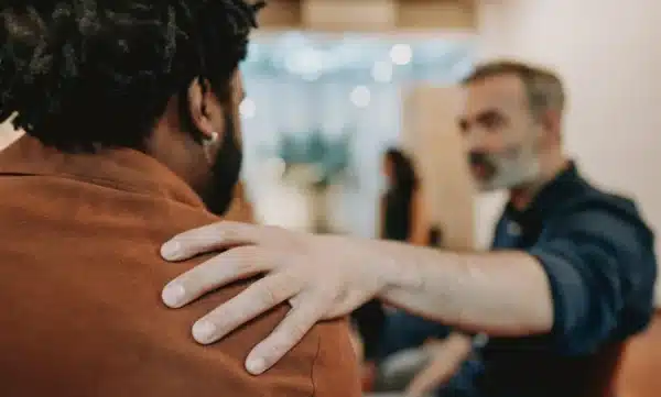 La verdad sobre sanar solo: cómo las redes de apoyo transforman tu vida