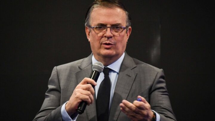 Ebrard buscará negociar arancel del 50% al cobre - Guía de franquicias